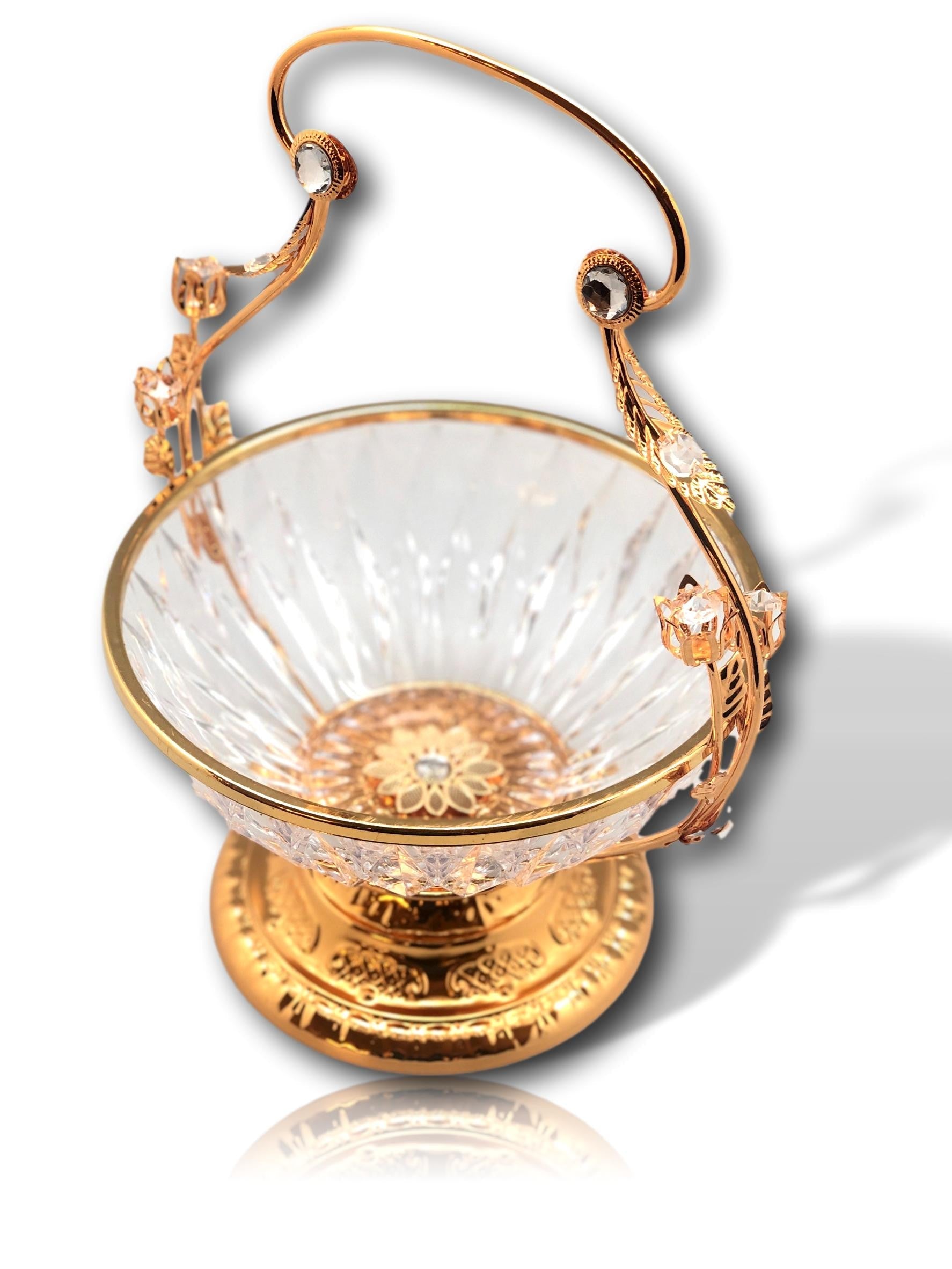 Bowl with handle
