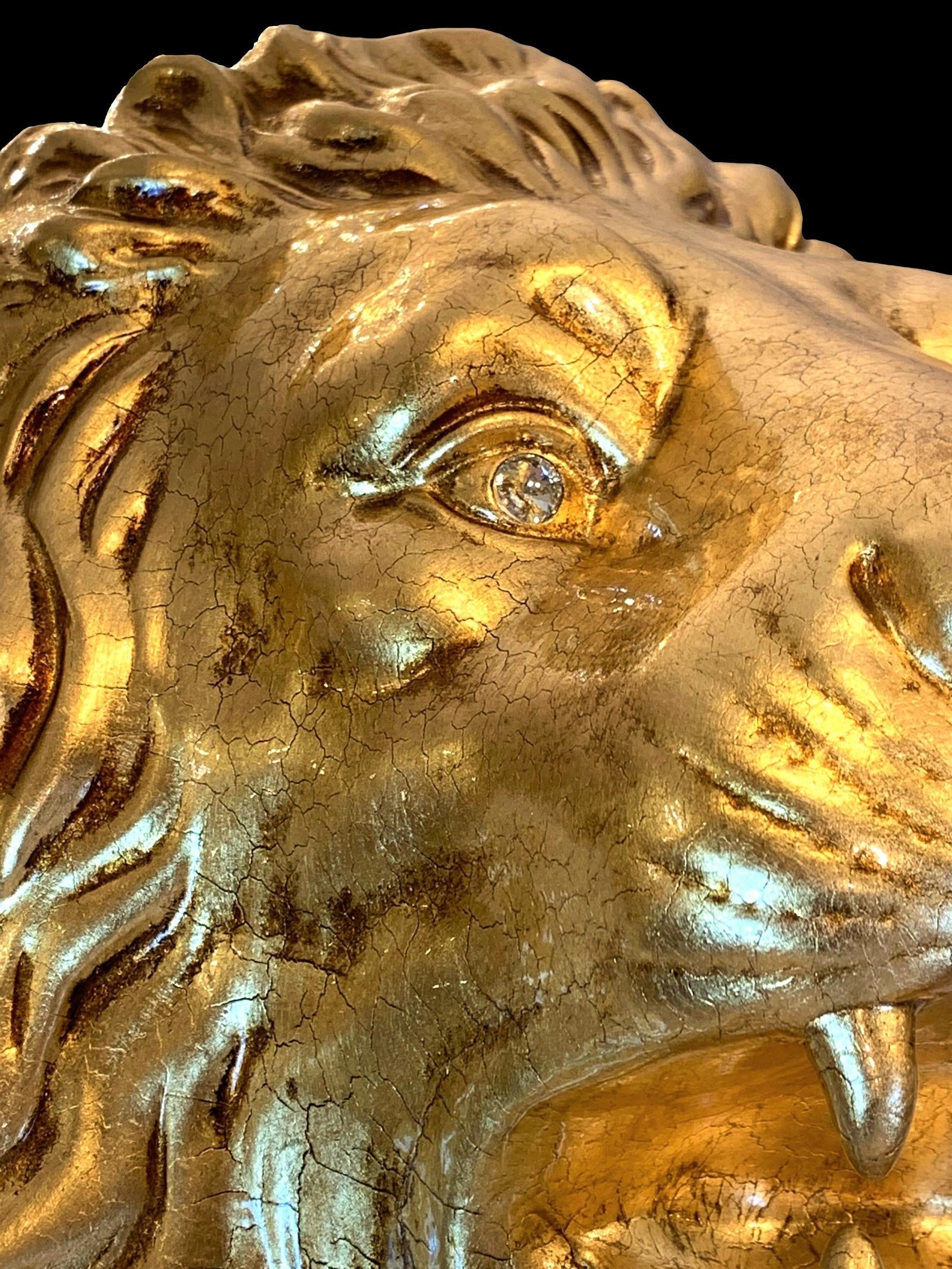 Lion on pillar (column) - Set 2 pcs