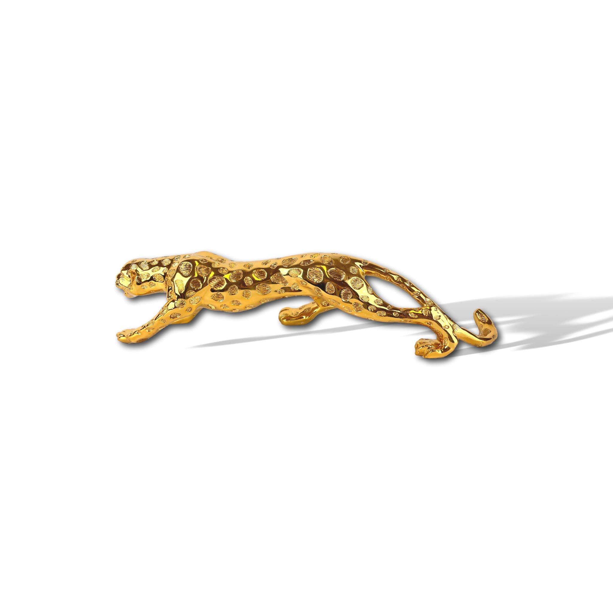 Decorative panther made of synthetic resin