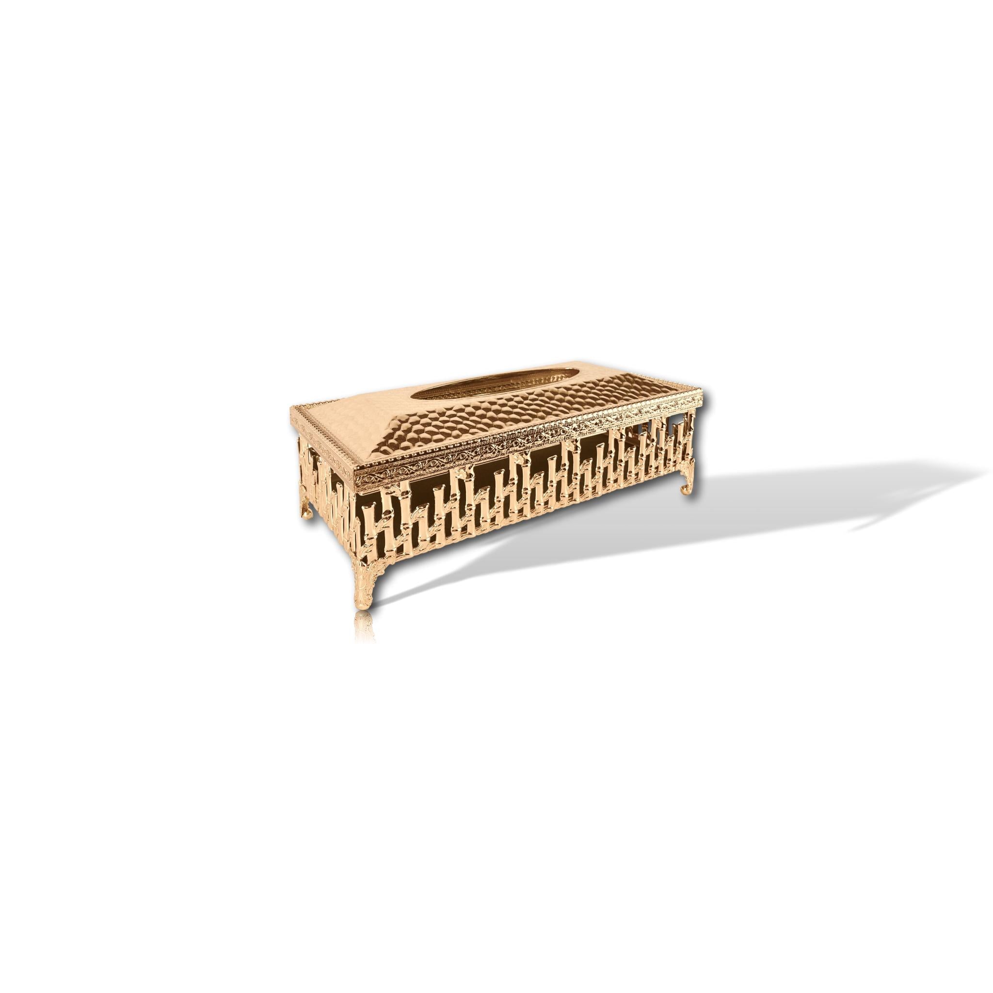 Elegant cosmetic box made of gold-plated metal