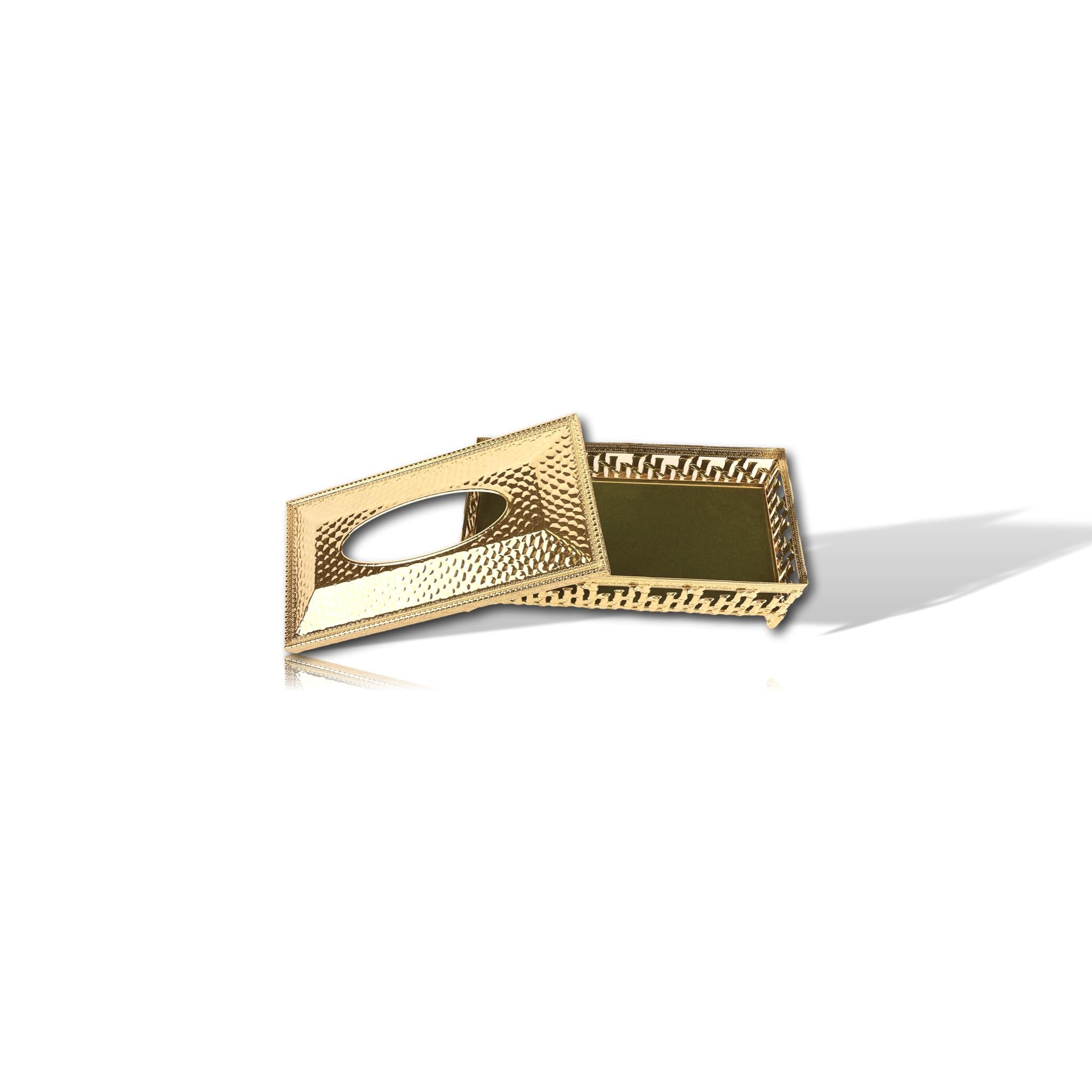 Elegant cosmetic box made of gold-plated metal