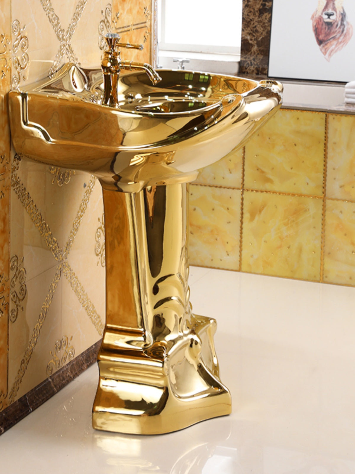 Exklusive Toilette Barock Gold