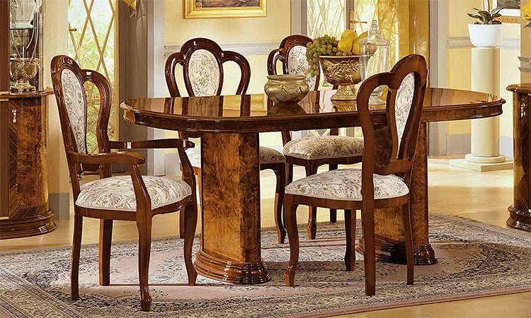 Milady Nuﬂbaum dining room
