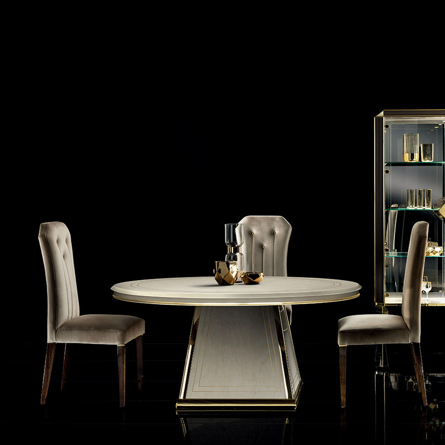 Luxury dining room Diamante