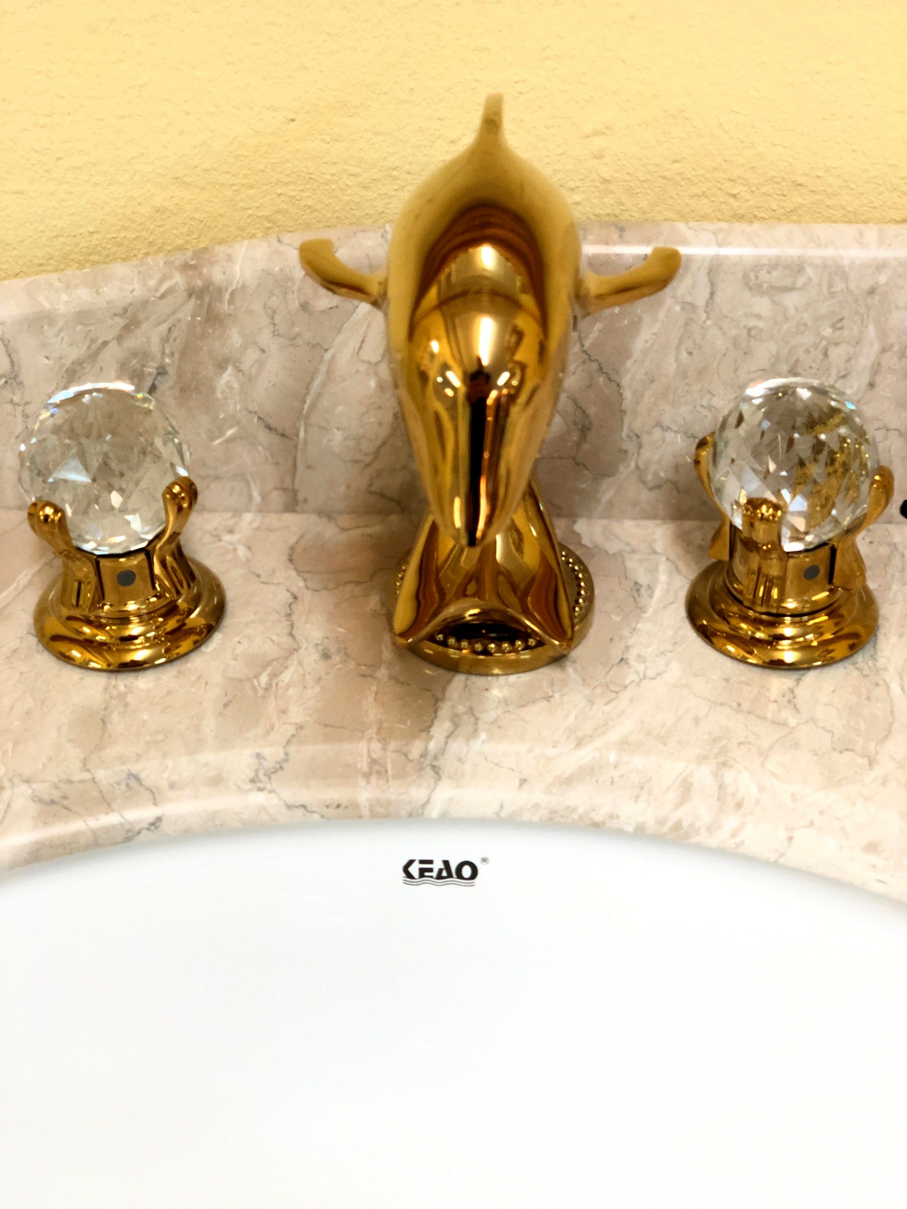 Bathroom faucet dolphin gold plated